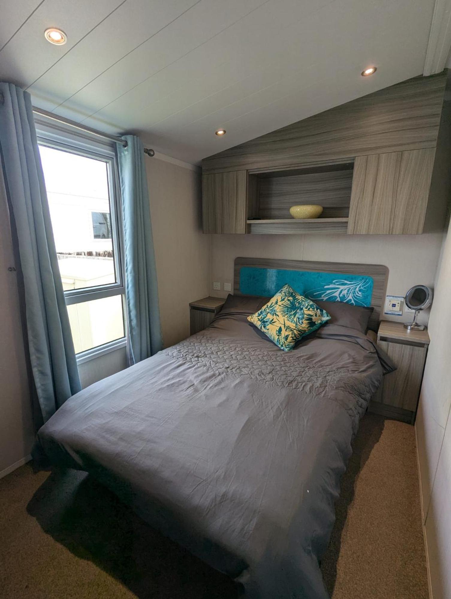 Beautifully Presented Dog Friendly Caravan On Very Popular Littlesea Holiday Haven Park Weymouth Wyke Regis Eksteriør bilde
